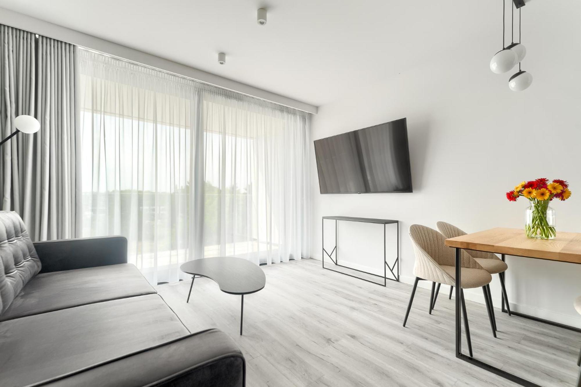 Sea & Lake - City Apartments ミエルノ エクステリア 写真